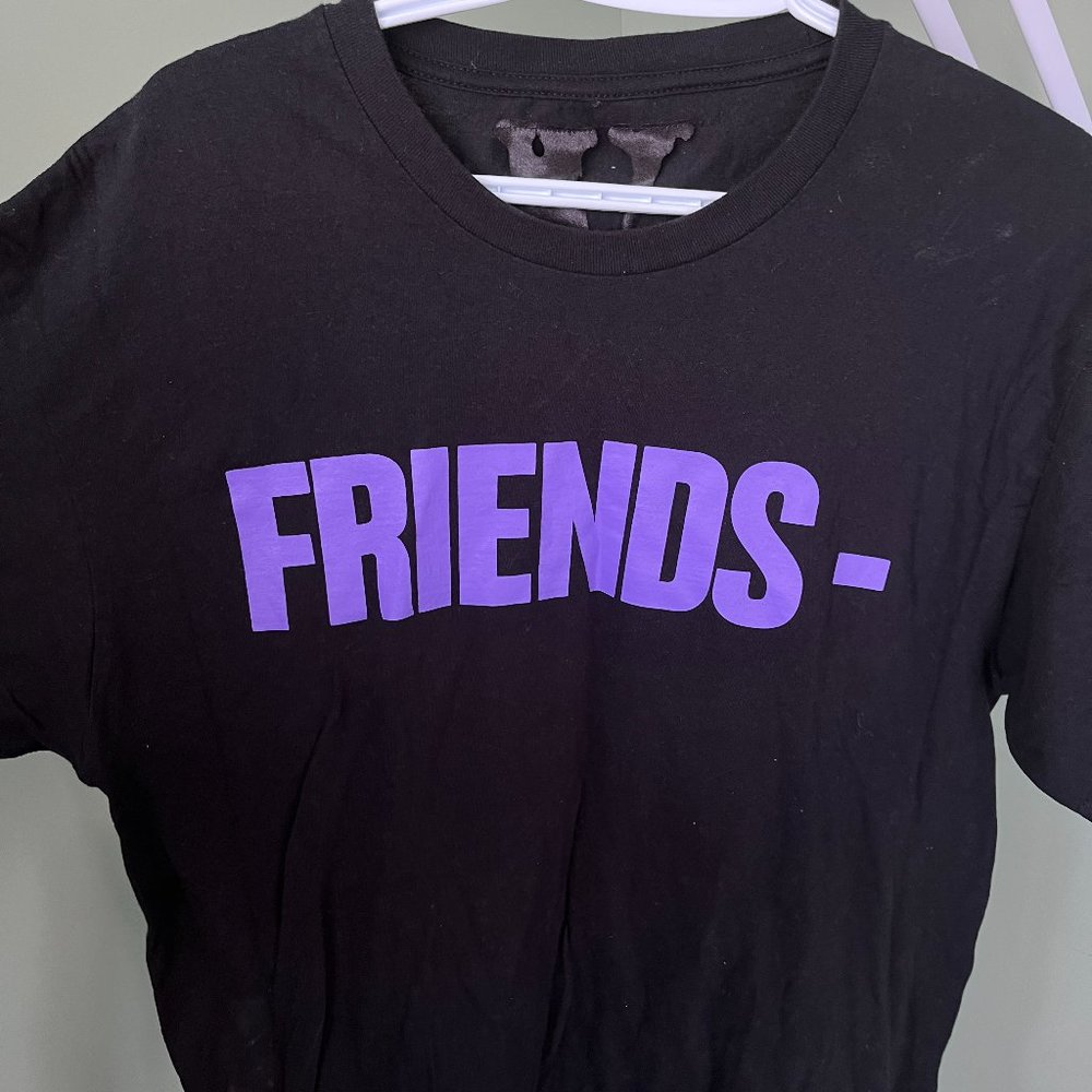 VLONE FRIENDS TEE